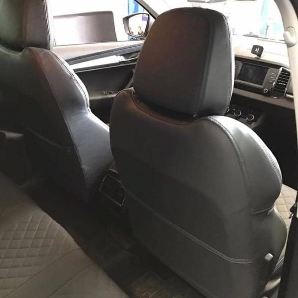 Чехлы Автопилот на Skoda Karoq (2017+) Чехлы Автопилот на Skoda Karoq (2017+)